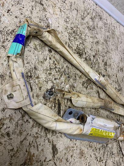 OPEL Astra J (2009-2020) Labās puses jumta gaisa spilvens 13251666 18033529