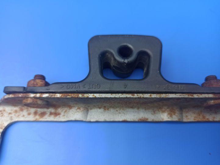 Kipufogó akasztókonzol