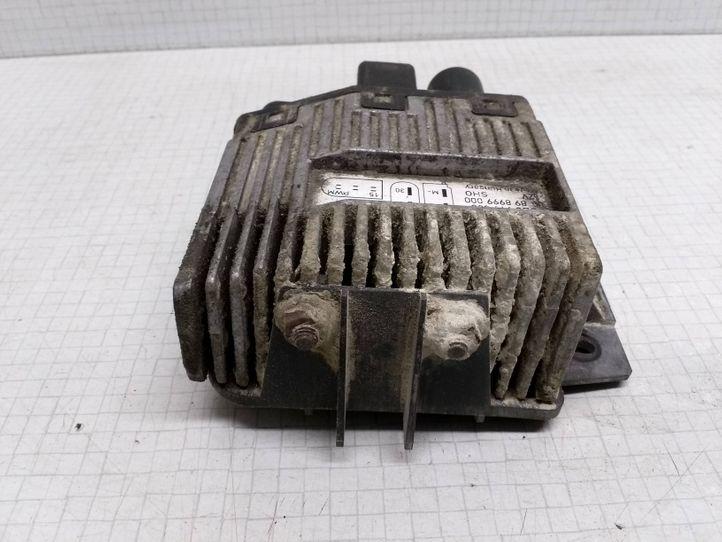 VOLKSWAGEN Transporter T5 (2003-2015) Dzesēšanas ventilatora relejs 7H0959507 18014449