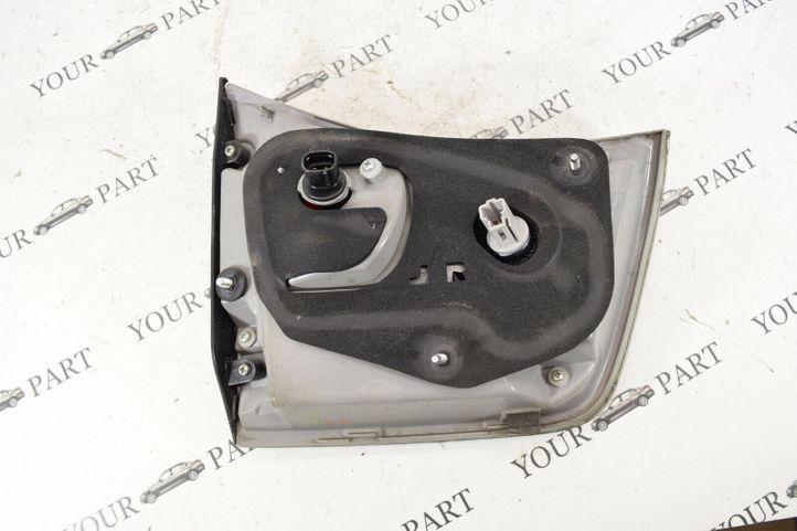 LEXUS RX 2 generation (2003-2009) Фонарь крышки багажника правый 18207573
